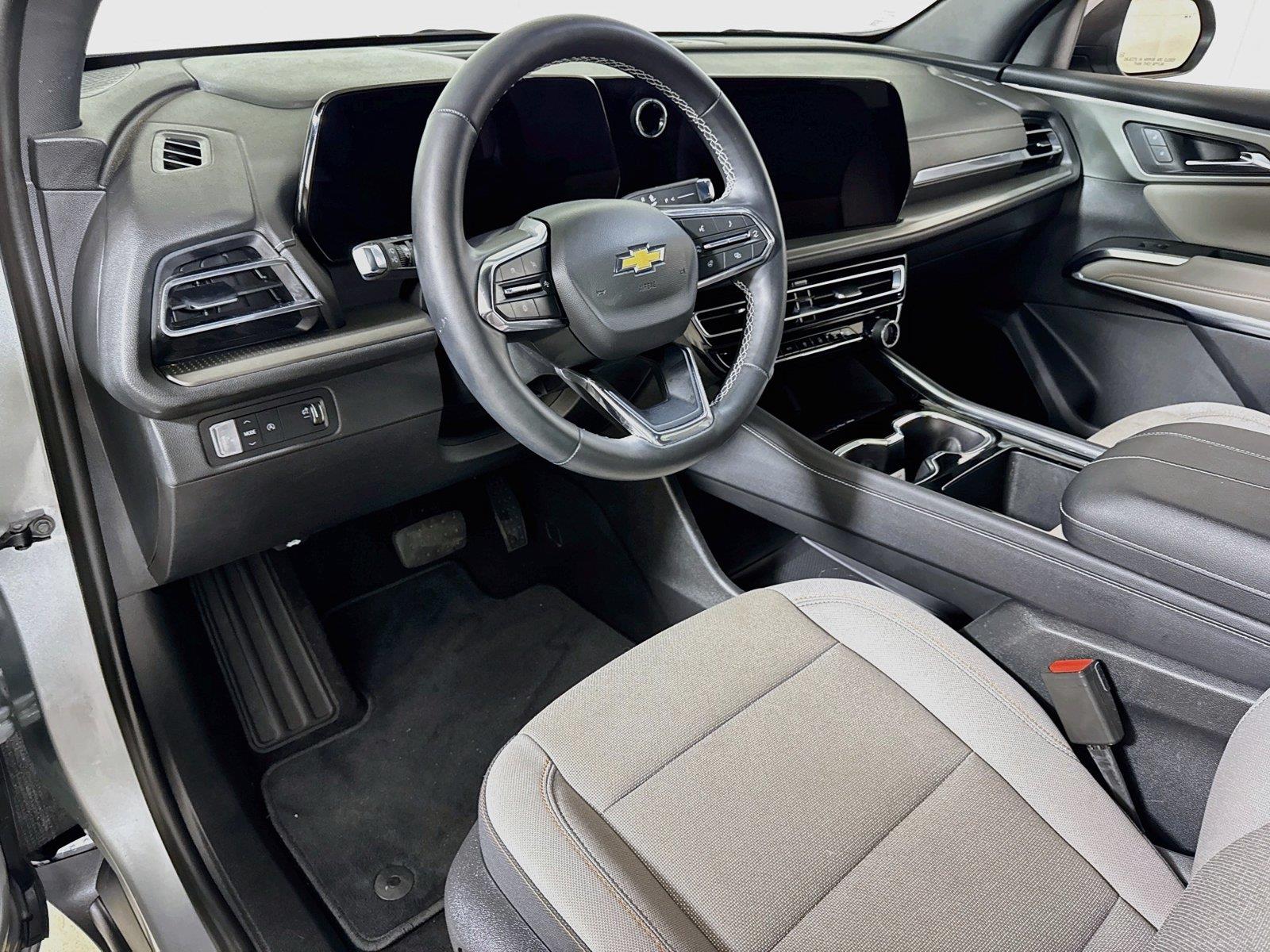 2026 Chevrolet Traverse LT - Photo 7