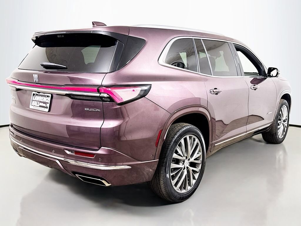 Used 2025 Buick Enclave Avenir SUV