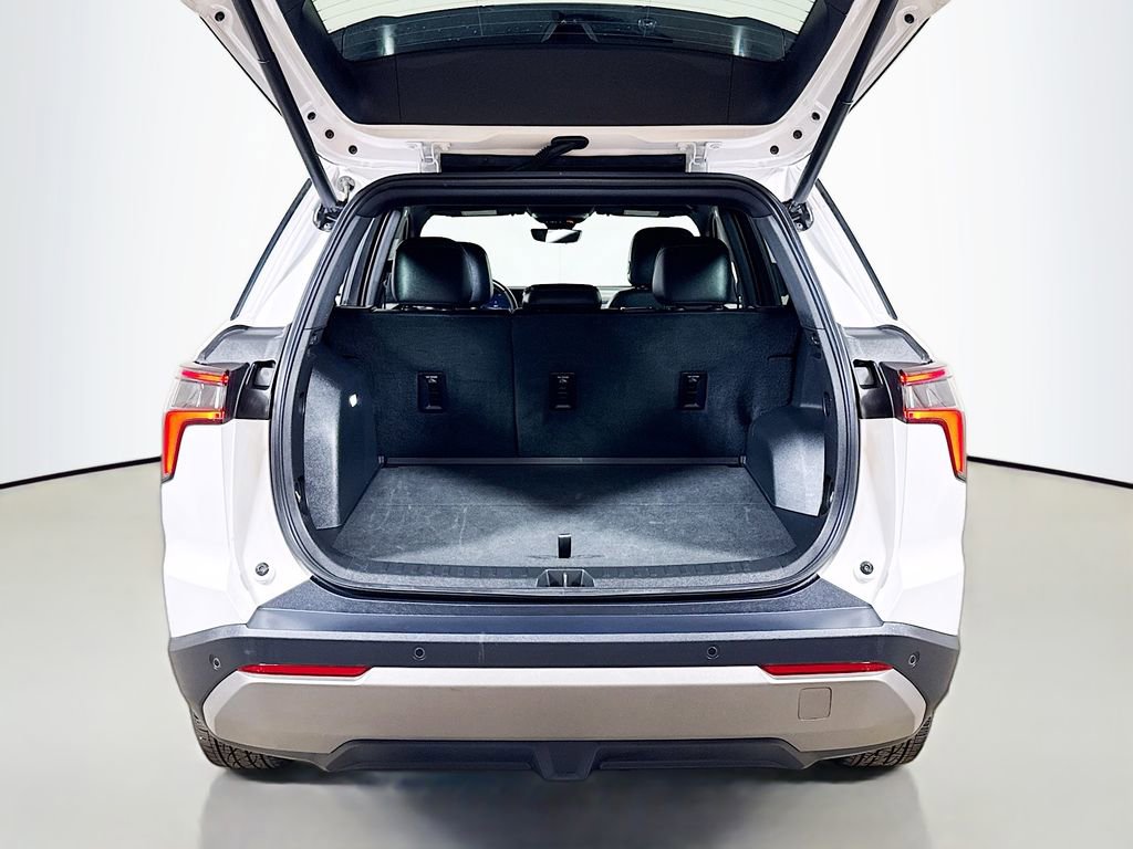2025 Chevrolet Equinox LT - Photo 24