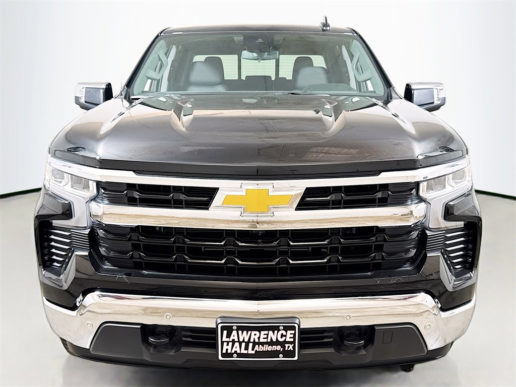 2026 Chevrolet Silverado 1500 LT photo 2