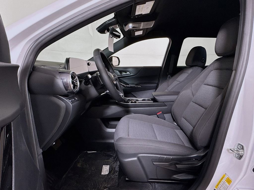 2026 Chevrolet Equinox LT - Photo 12