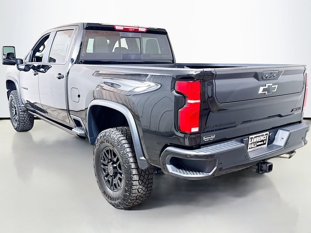 2026 Chevrolet Silverado 2500 HD ZR2 - Photo 3