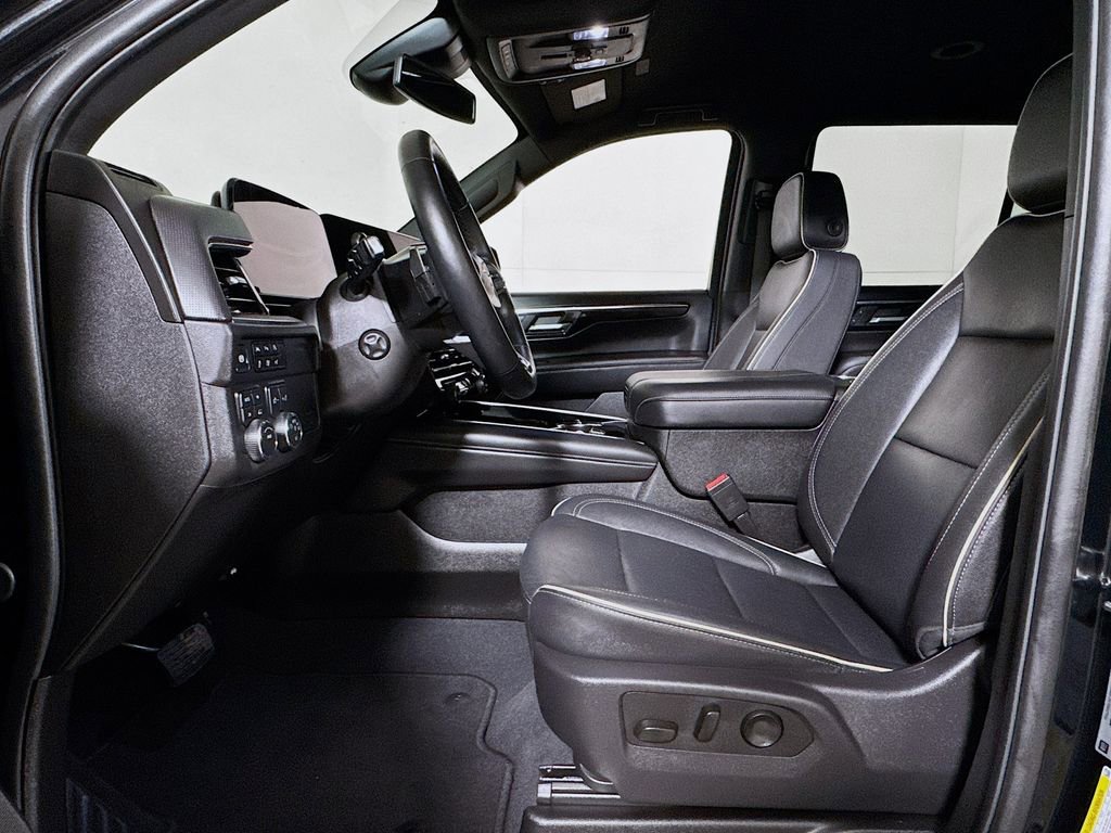 2025 Chevrolet Tahoe Premier - Photo 20