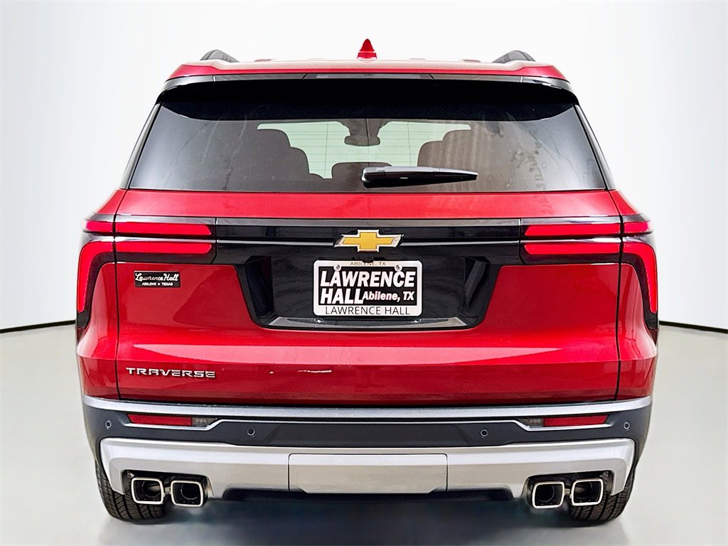 2026 Chevrolet Traverse photo 4
