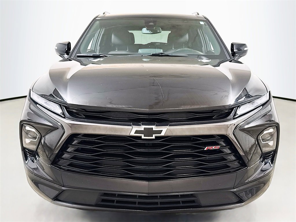 2024 Chevrolet Blazer RS photo 2