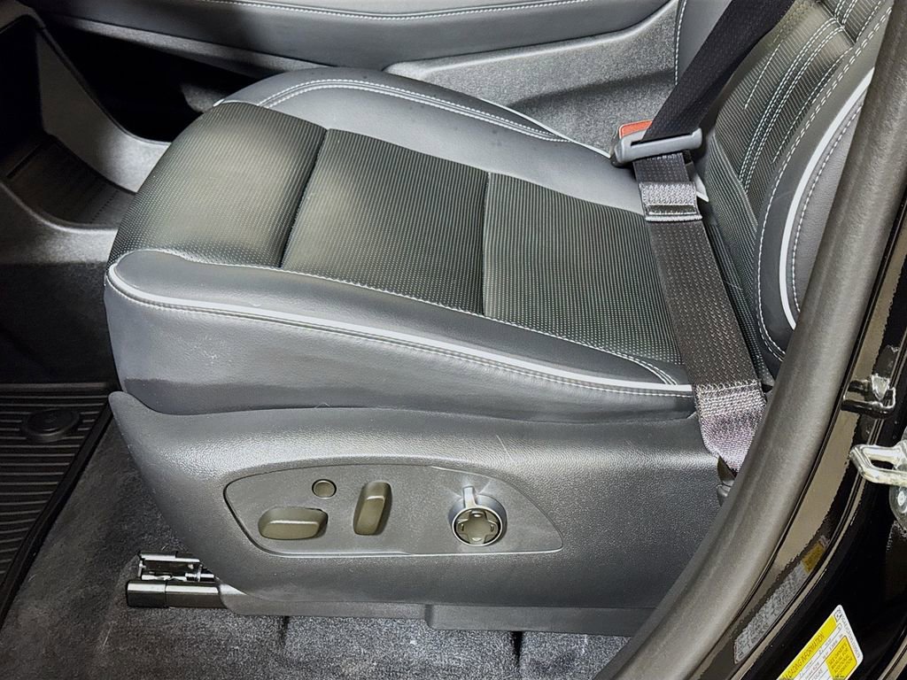 2025 Buick Enclave Avenir - Photo 18