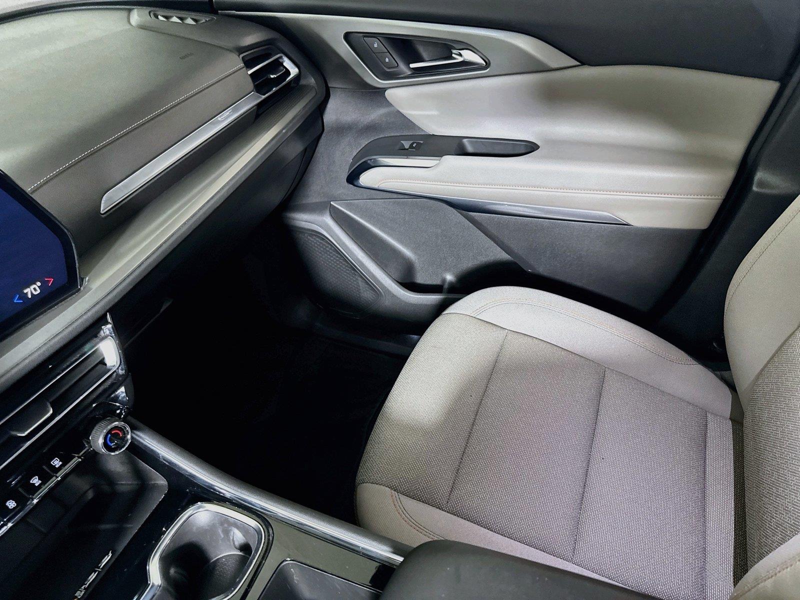 2026 Chevrolet Traverse LT - Photo 21