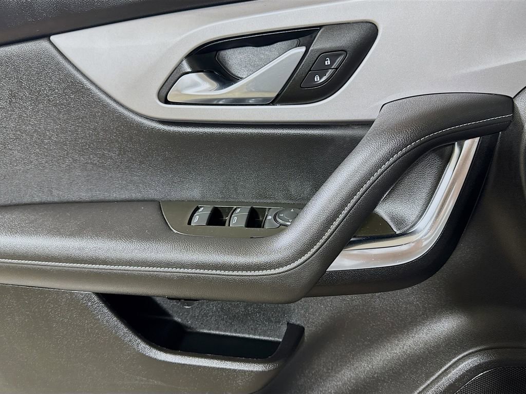 2025 Chevrolet Blazer 2LT - Photo 16