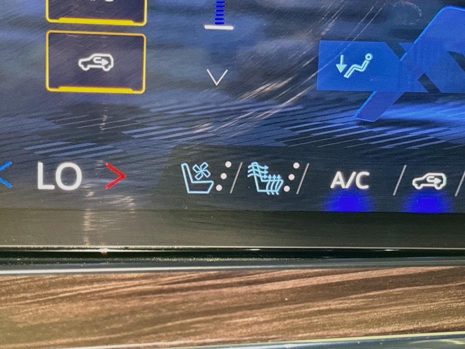 2025 Chevrolet Tahoe Premier - Photo 19