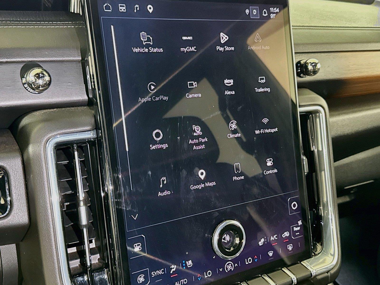 2025 GMC Yukon XL Denali - Photo 13