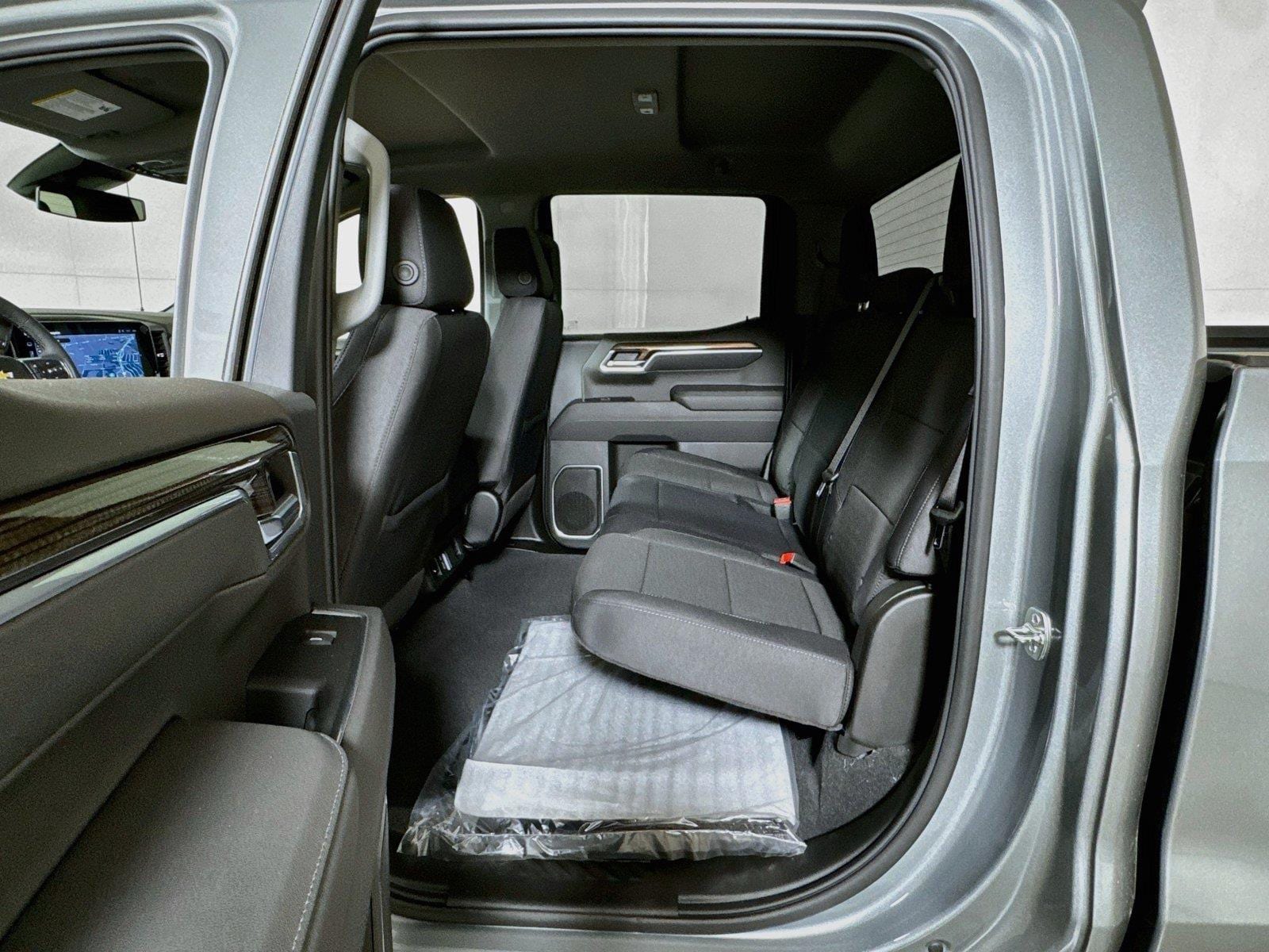 2026 Chevrolet Silverado 1500 LT - Photo 13