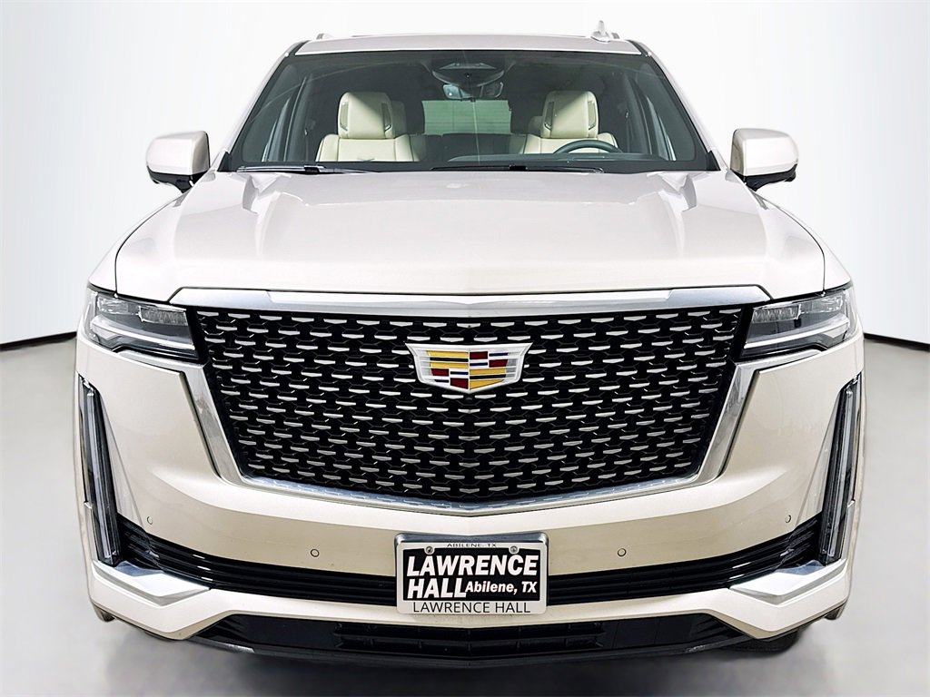 2024 Cadillac Escalade Premium Luxury photo 2