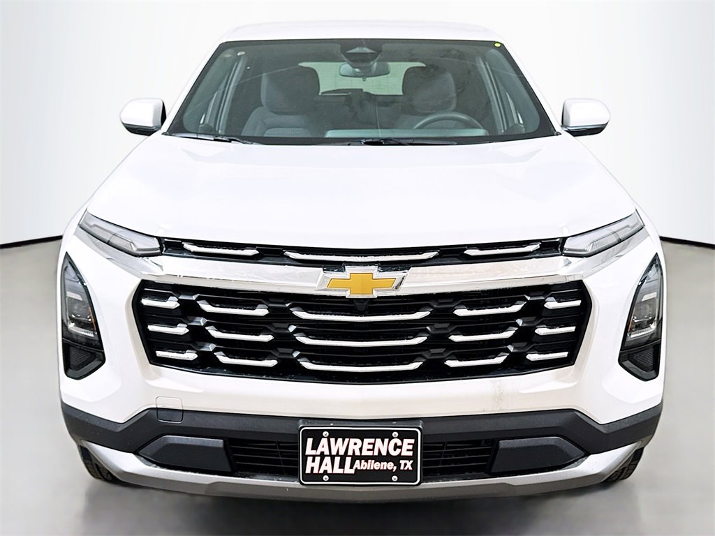 2026 Chevrolet Equinox LT photo 2