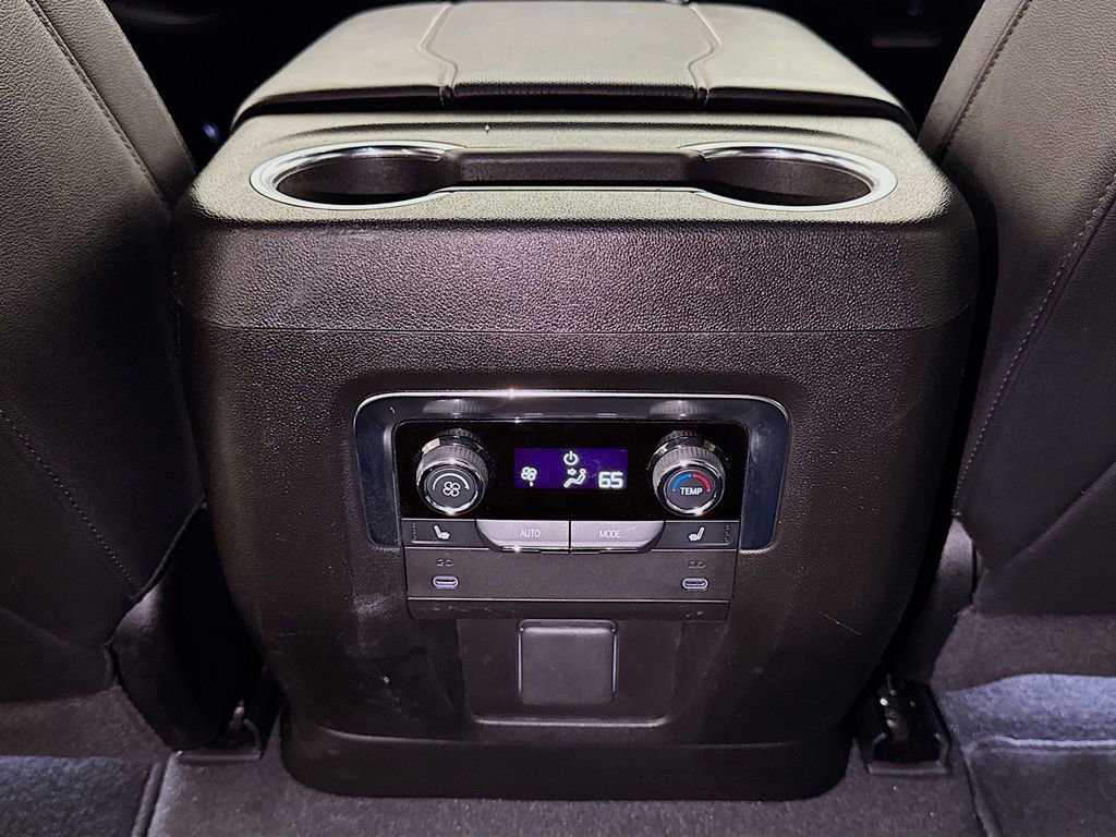 2025 Chevrolet Tahoe Premier - Photo 24