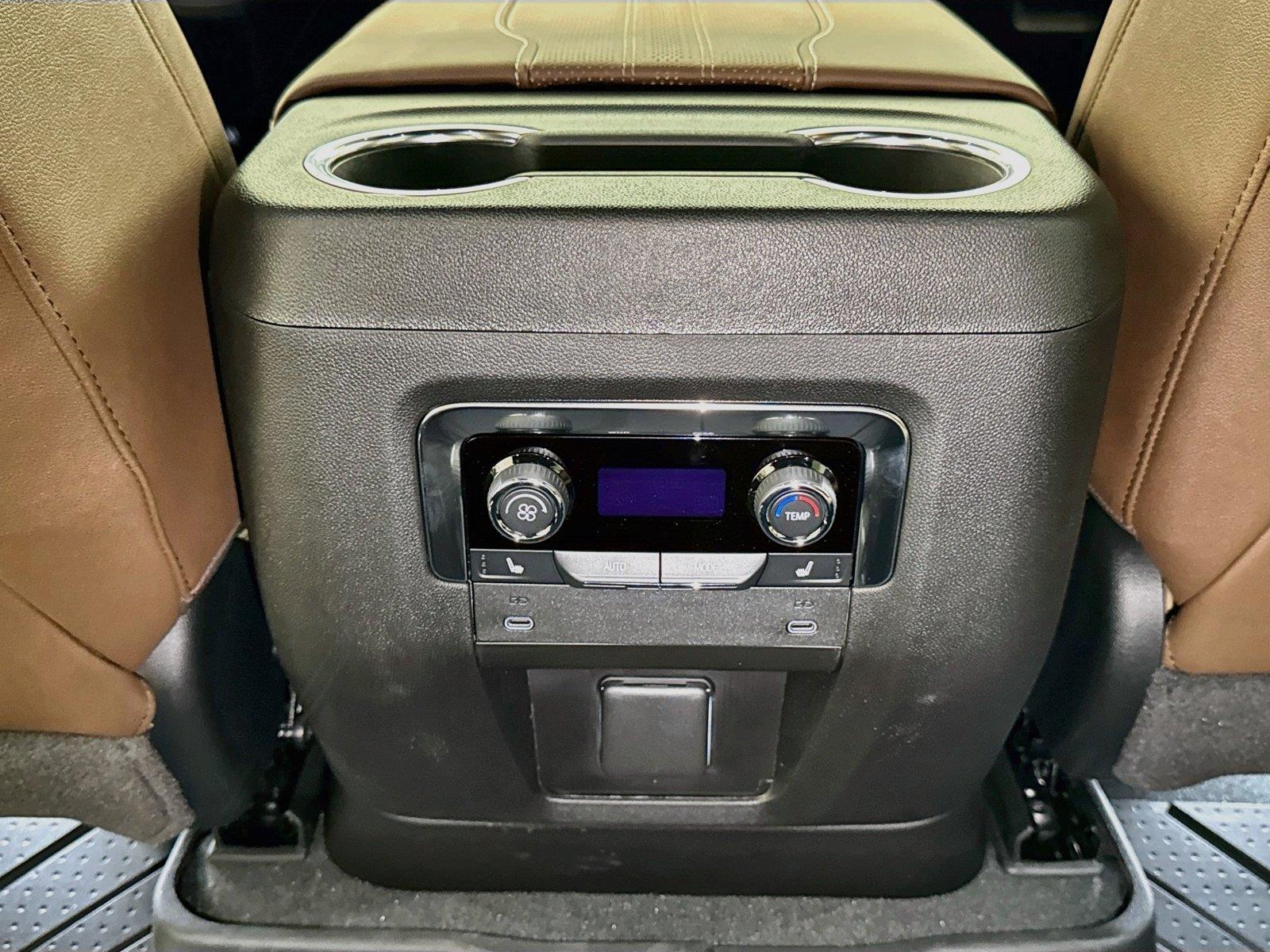 2027 Chevrolet Suburban High Country - Photo 14