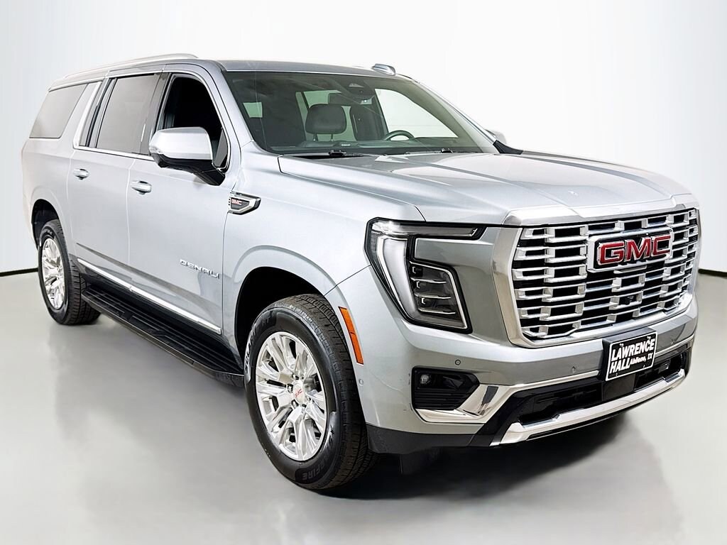 Used 2025 GMC Yukon XL Denali SUV