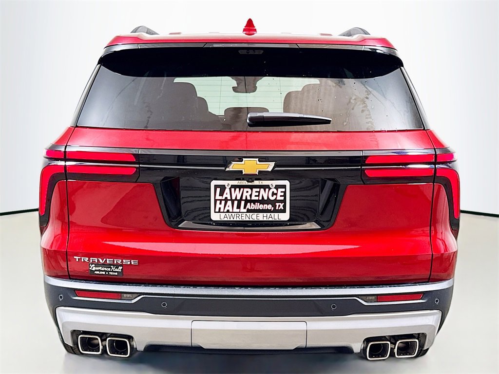 2026 Chevrolet Traverse photo 4