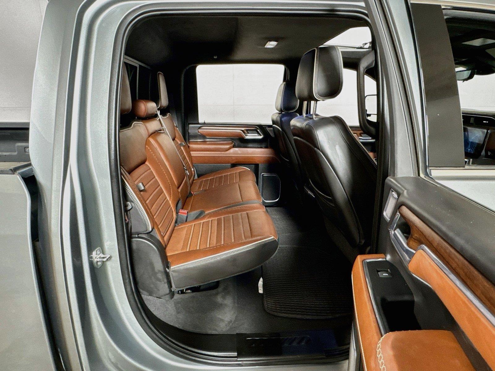 2024 GMC Sierra 2500HD Denali Ultimate - Photo 27