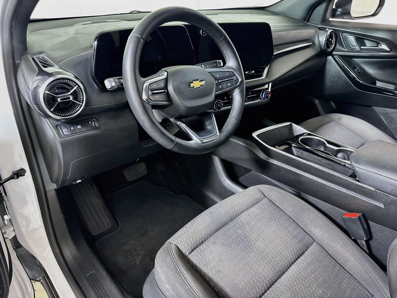 2025 Chevrolet Equinox LT - Photo 7