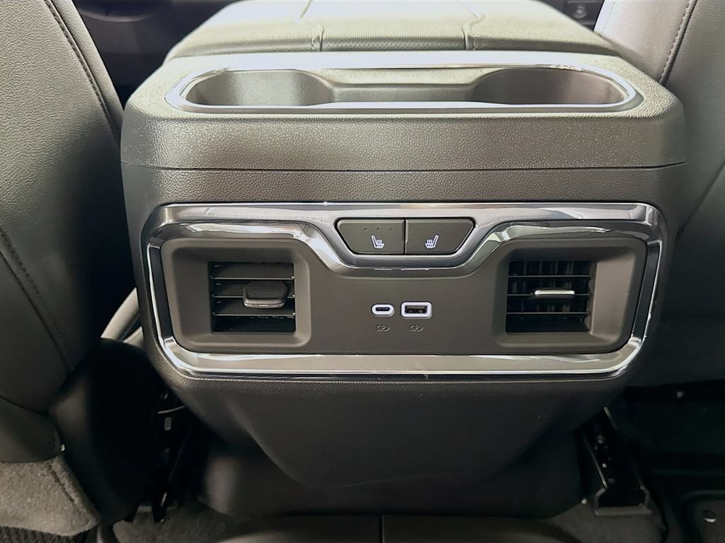 2026 GMC Sierra 1500 SLT - Photo 24
