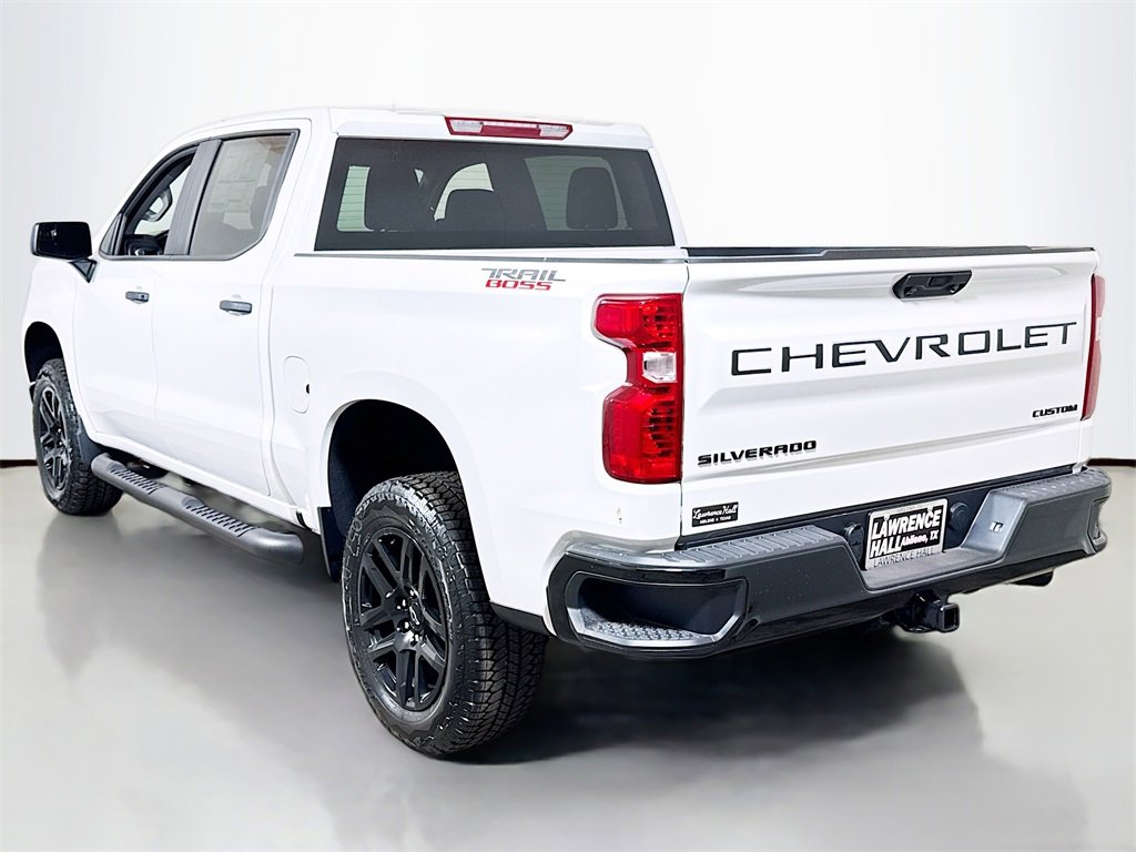 2026 Chevrolet Silverado 1500 Custom Trail Boss photo 3