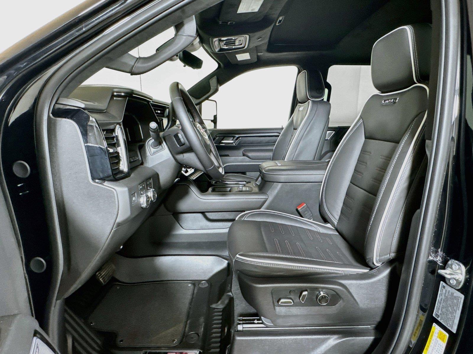 2026 GMC Sierra 2500HD AT4X - Photo 19