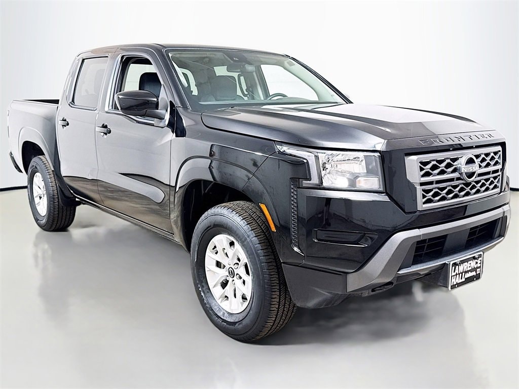 Used 2024 Nissan Frontier SV