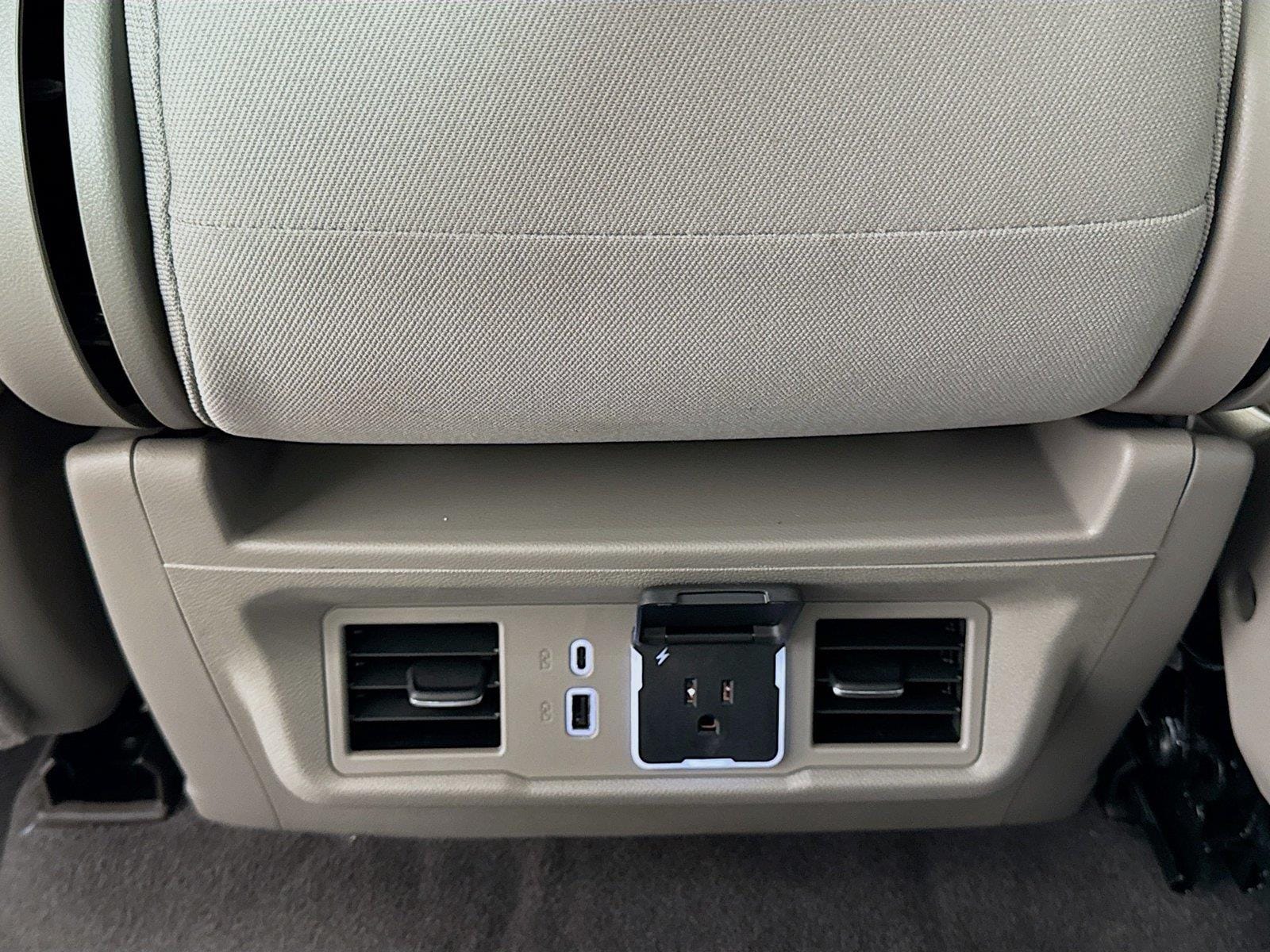 2026 Chevrolet Silverado 1500 LT - Photo 12