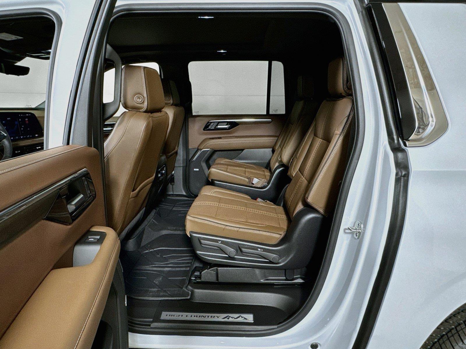 2027 Chevrolet Suburban High Country - Photo 13