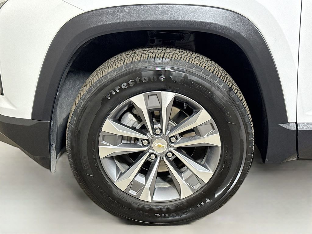 2025 Chevrolet Equinox LT - Photo 29