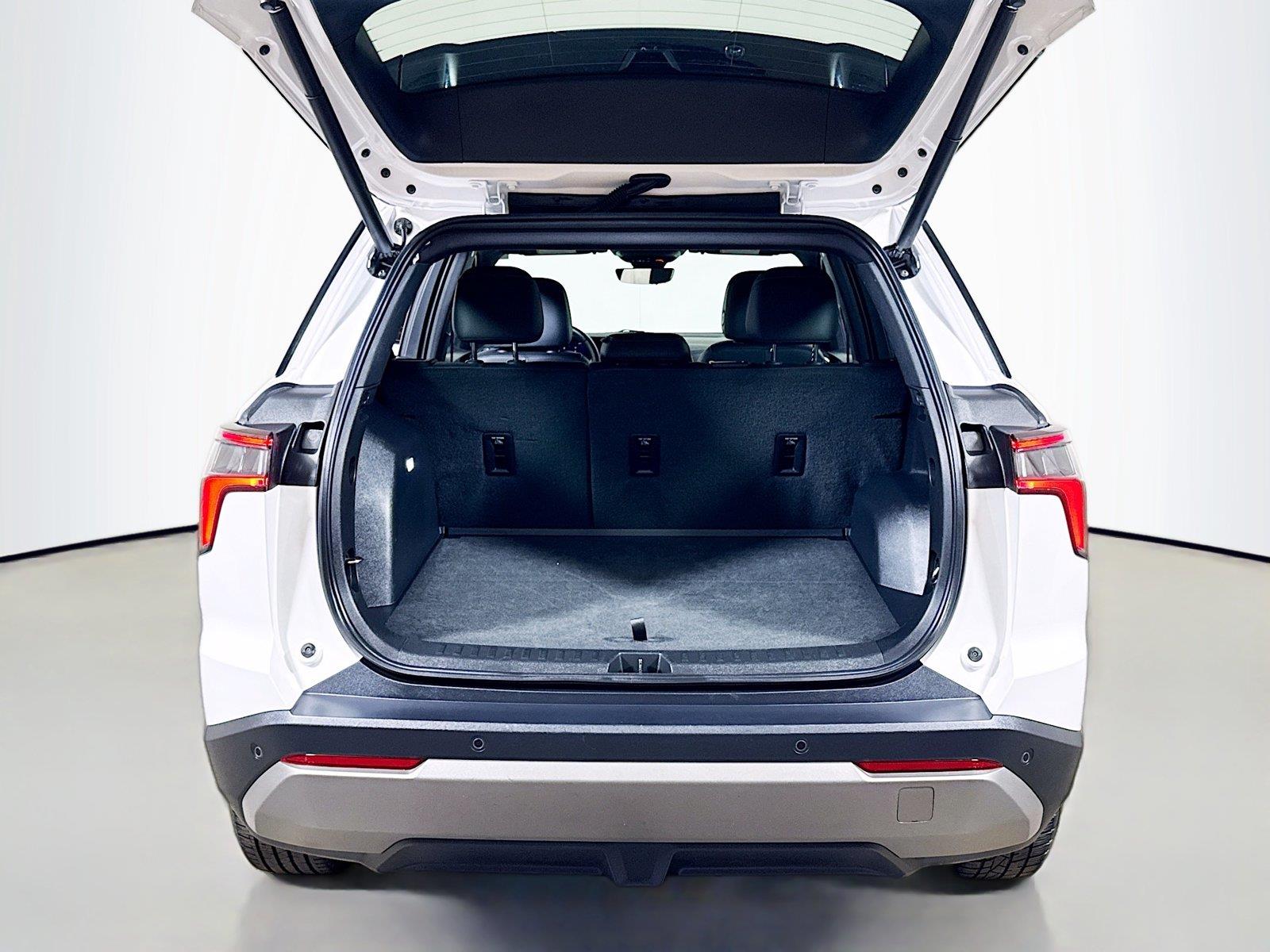 2025 Chevrolet Equinox LT - Photo 24