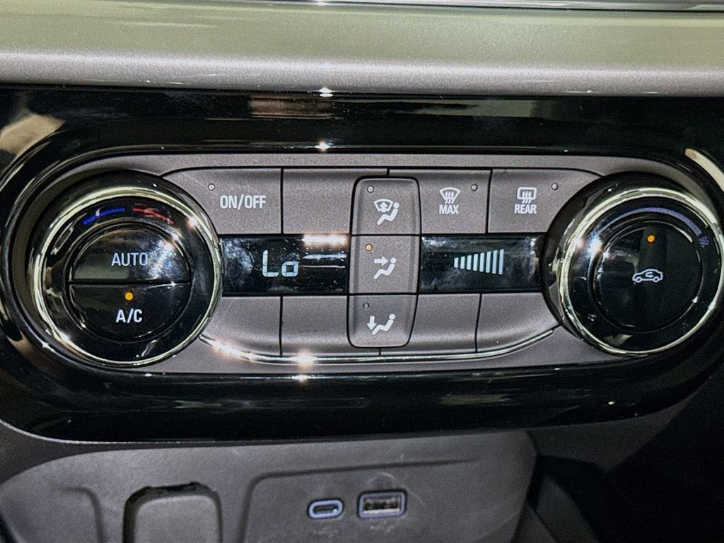 2026 Chevrolet Trax LT - Photo 13