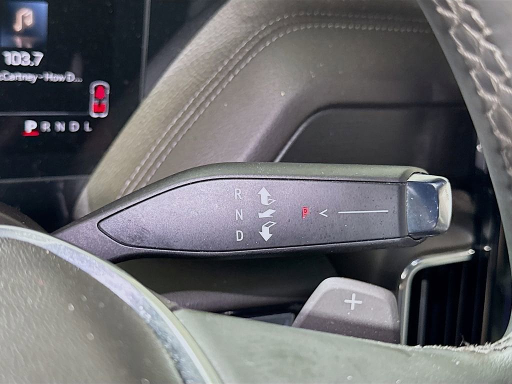 2025 GMC Yukon XL Denali - Photo 15