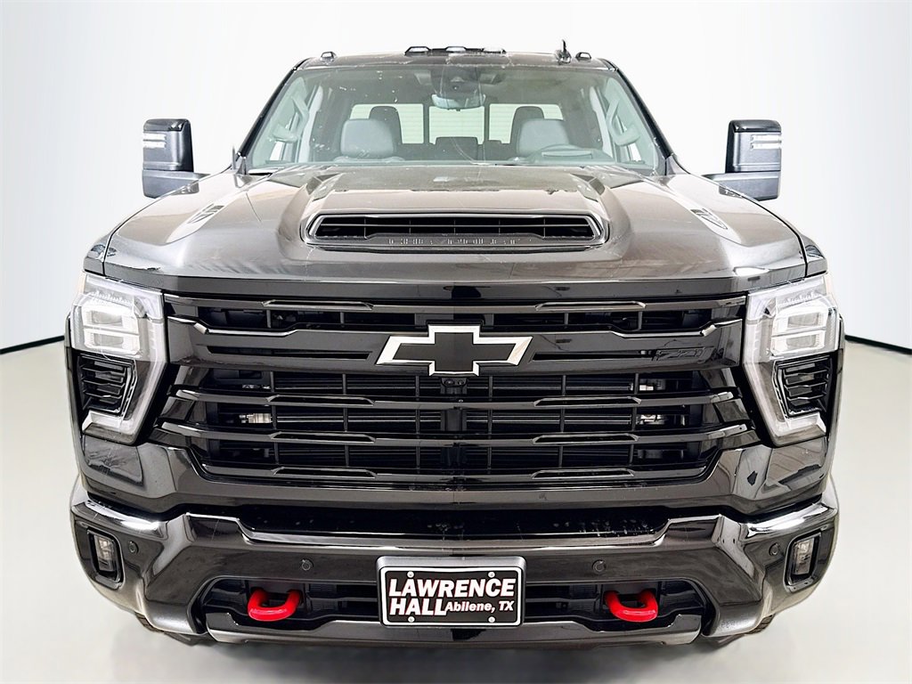 2026 Chevrolet Silverado 2500HD LTZ photo 2