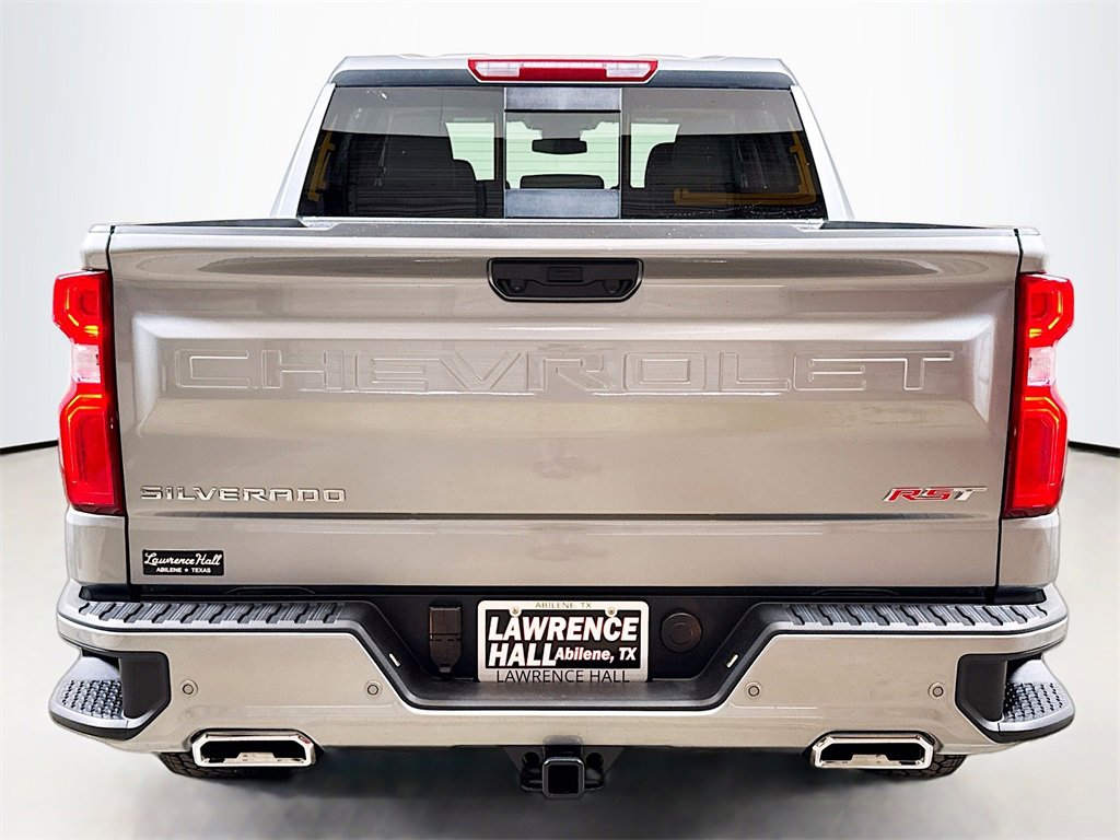 2026 Chevrolet Silverado 1500 RST photo 4