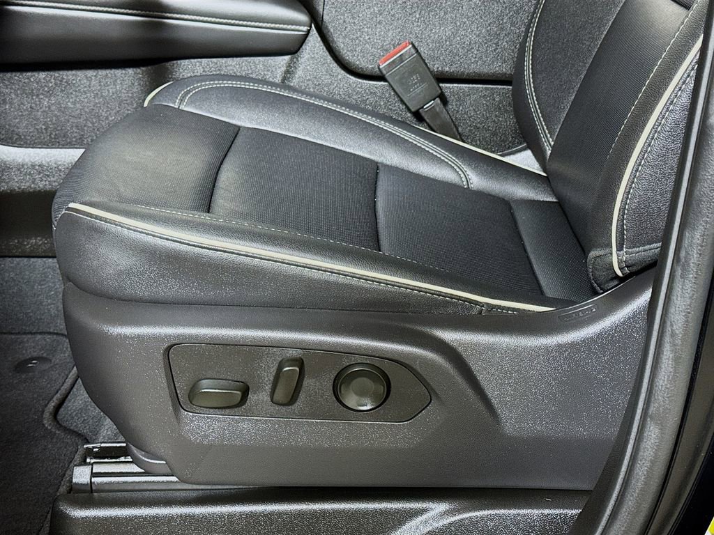 2025 Chevrolet Tahoe Premier - Photo 18