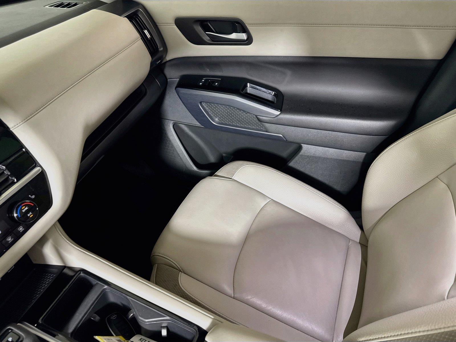 2025 Nissan Pathfinder SL - Photo 21