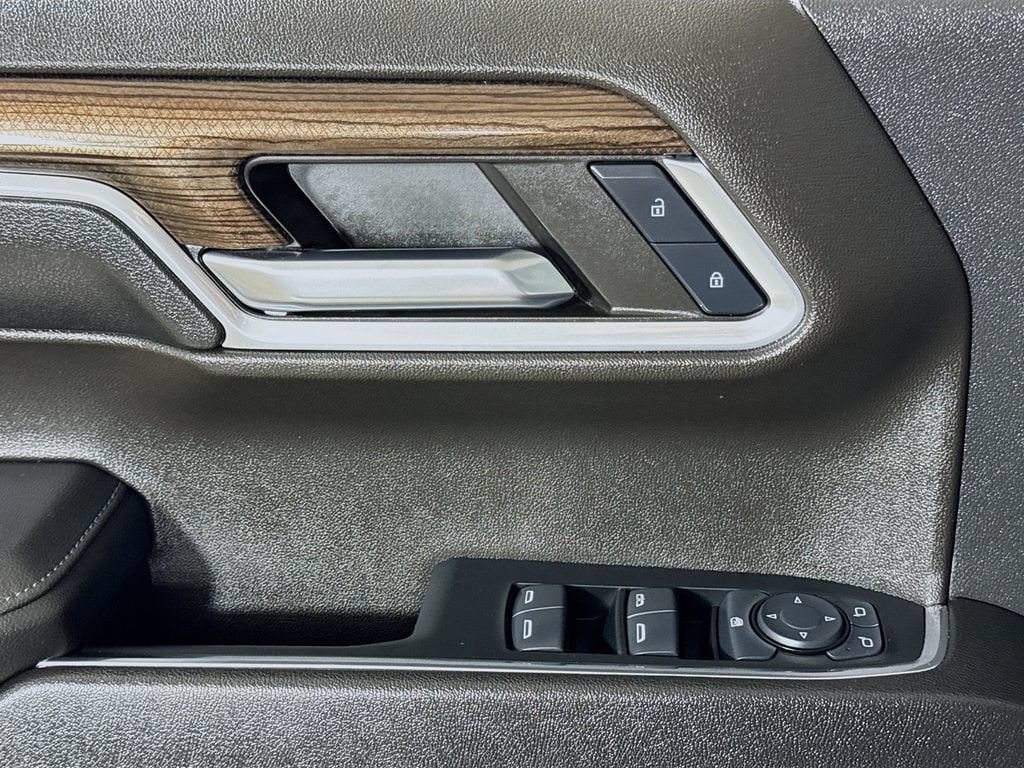 2024 Chevrolet Silverado 1500 LT - Photo 16