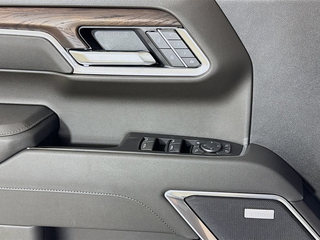 2026 GMC Sierra 1500 SLT - Photo 16