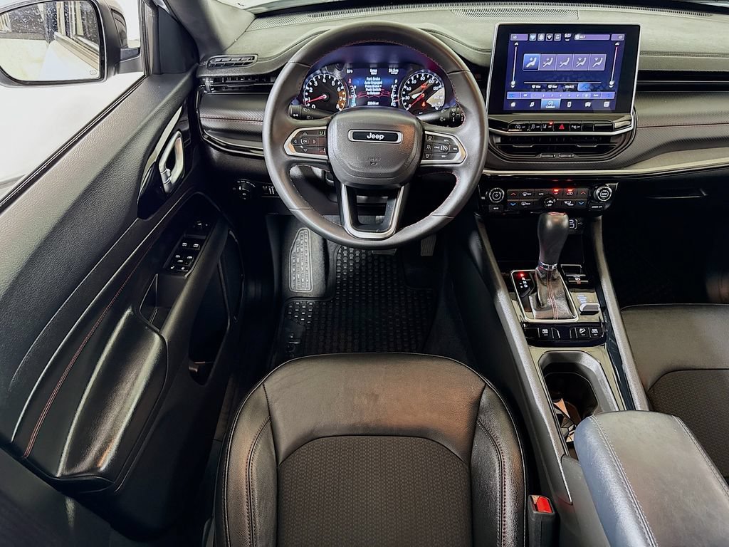2025 Jeep Compass Trailhawk - Photo 18