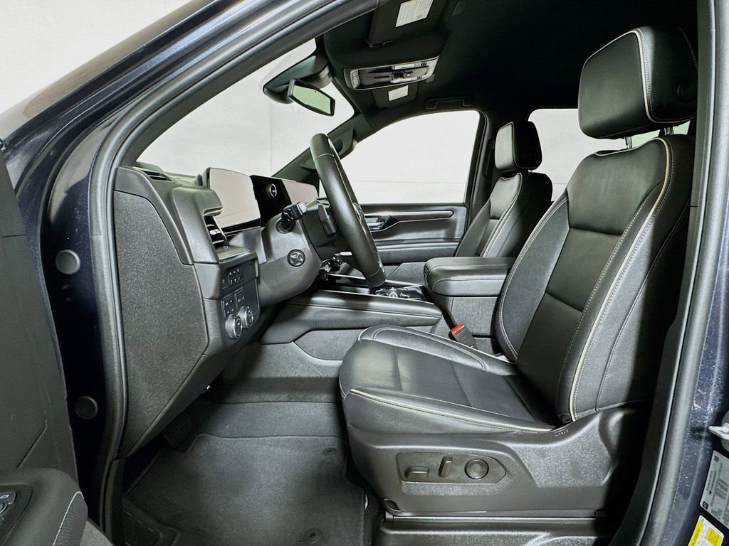 2025 Chevrolet Suburban Premier - Photo 20