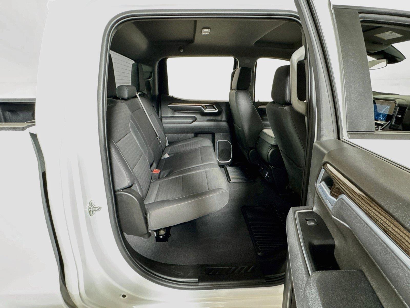 2026 Chevrolet Silverado 1500 RST - Photo 25
