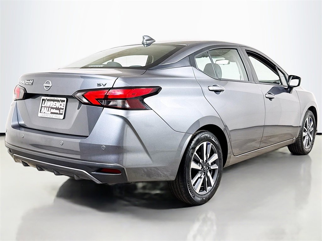 2024 Nissan Versa SV photo 4