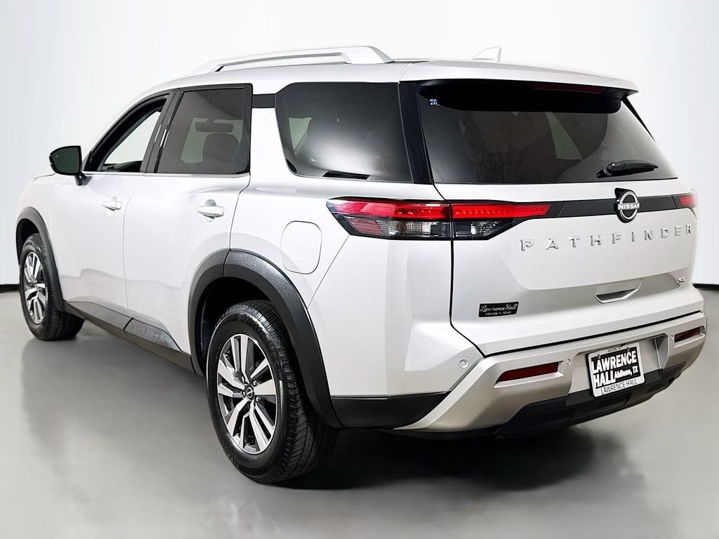 2025 Nissan Pathfinder SL - Photo 6