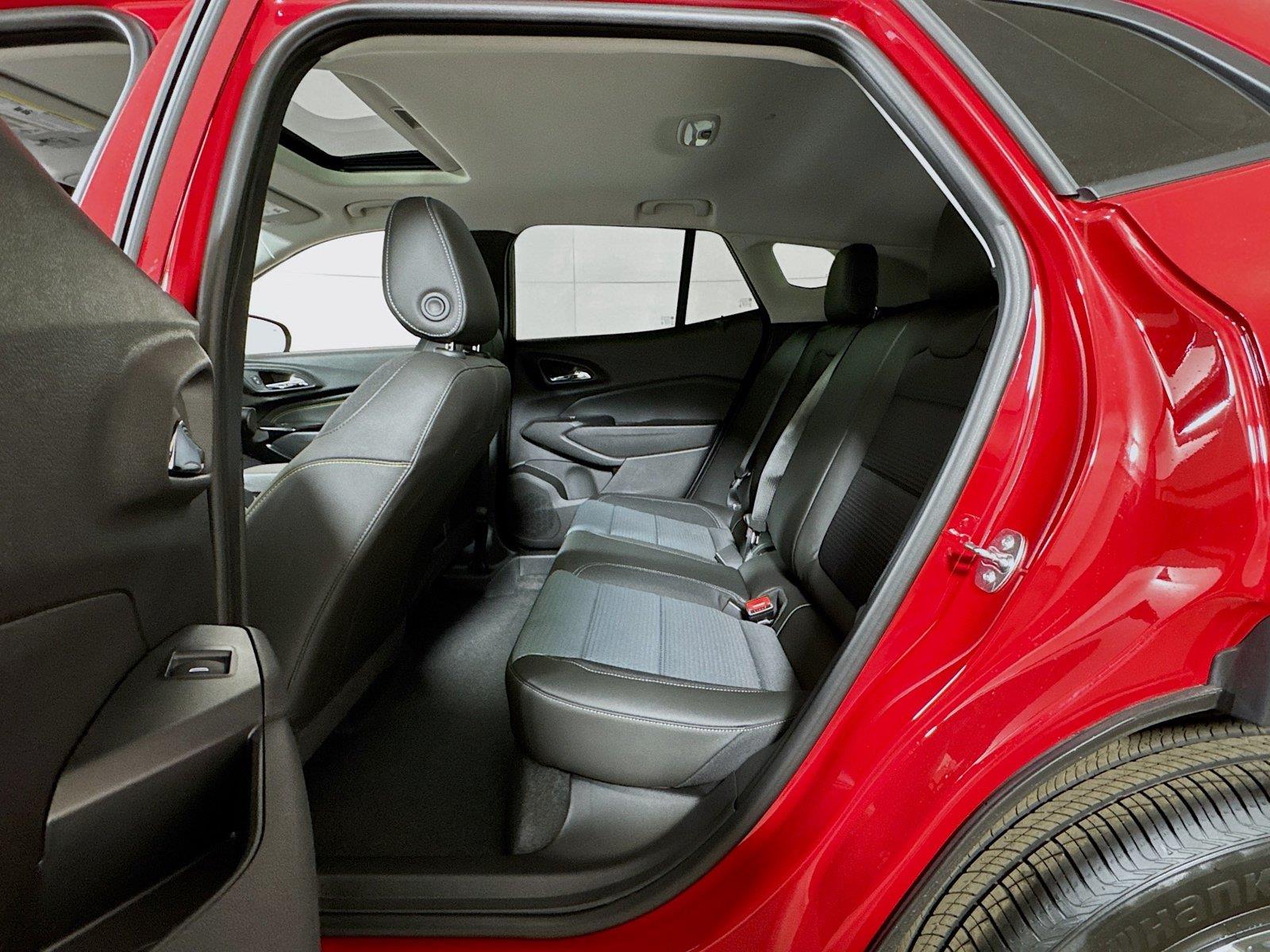 2026 Chevrolet Trax LT - Photo 13