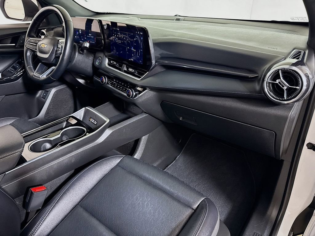 2025 Chevrolet Equinox LT - Photo 27