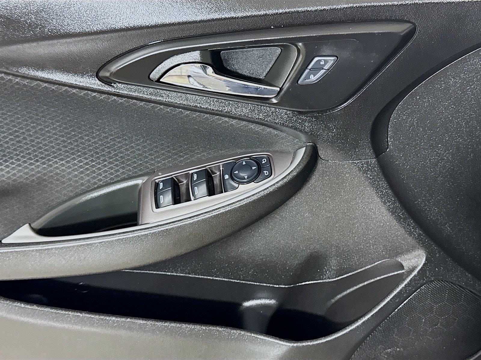 2025 Chevrolet Malibu 1LT - Photo 16