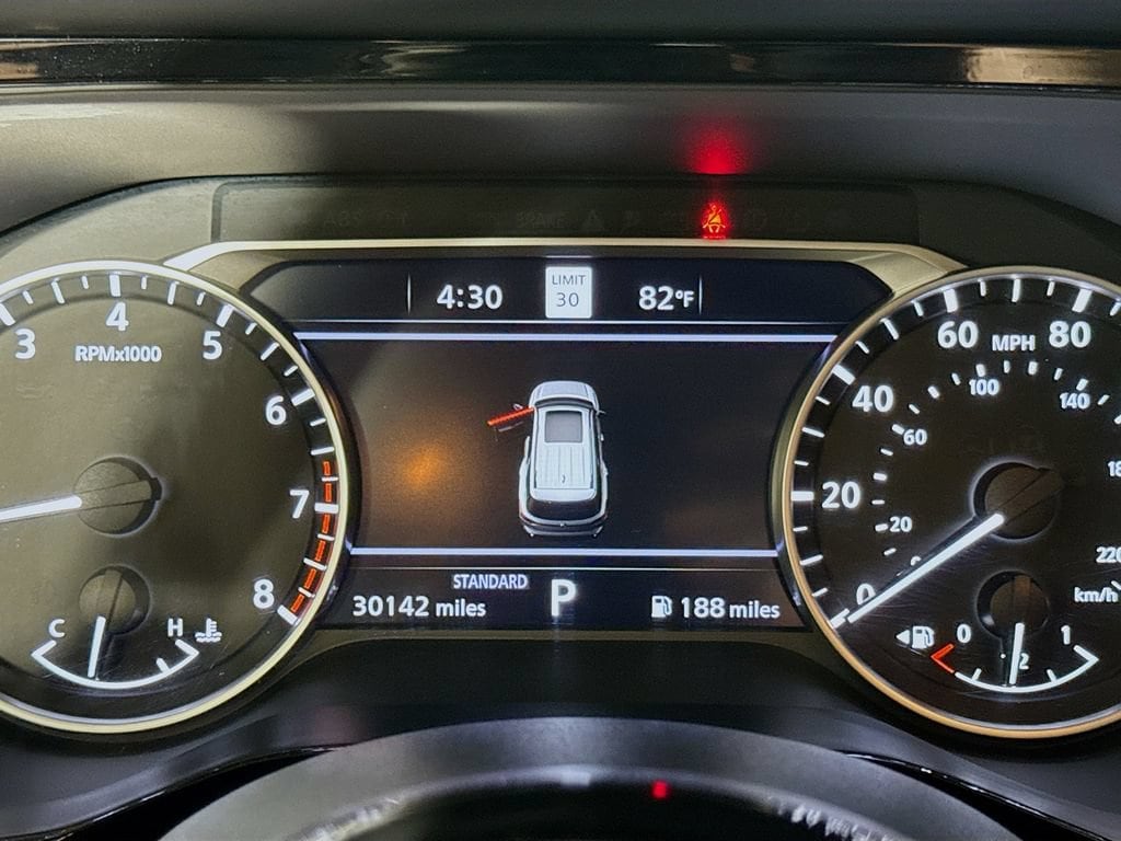 2025 Nissan Pathfinder SL - Photo 10