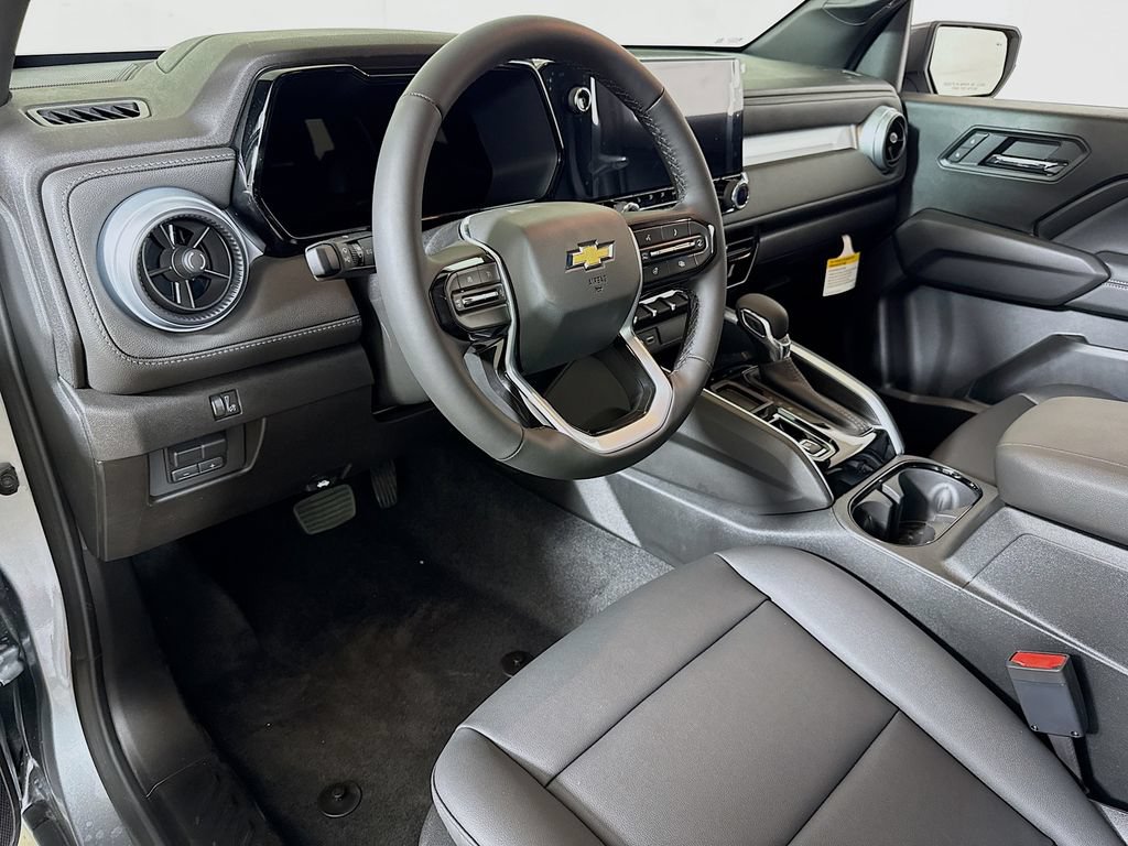 2026 Chevrolet Colorado LT - Photo 5