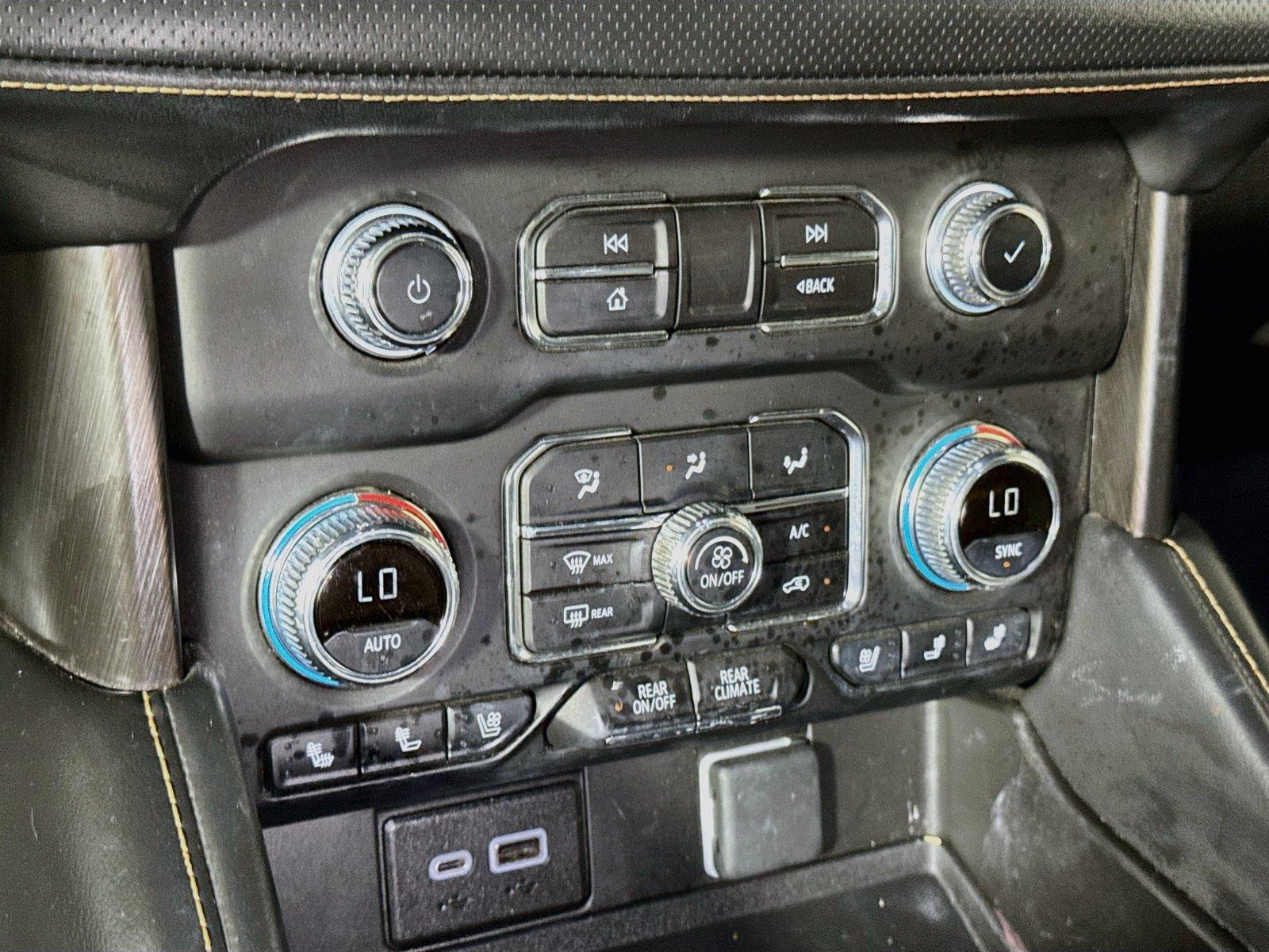 2024 GMC Yukon XL AT4 - Photo 14
